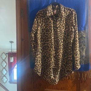 Women blouse size Large